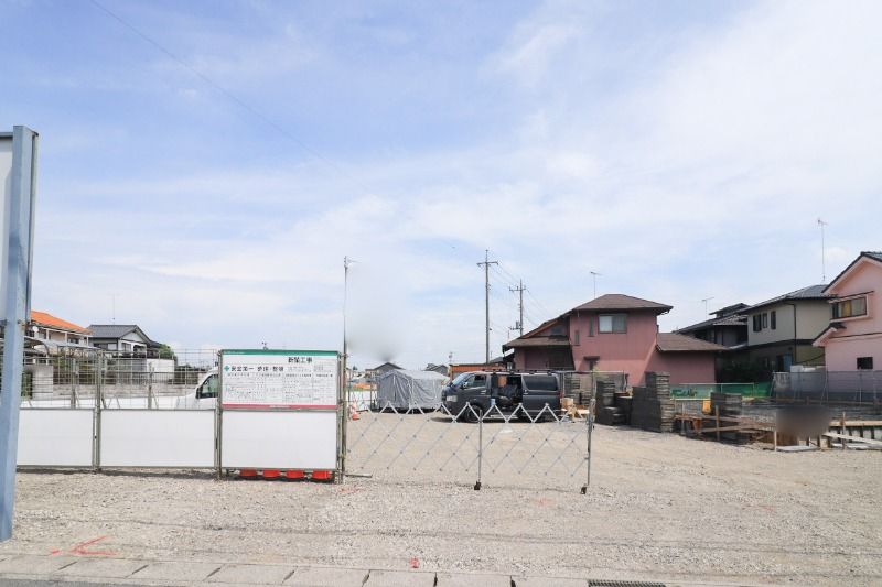 �Ȗ،����R�s�厚�ԁX�c�̃A�p�[�g�̌����O��