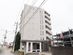 �Ȗ،��F�s�{�s�z���R���ڂ̃}���V�����̌����O��