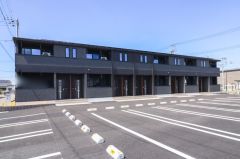 �Ȗ،����R�s�鐼�̃A�p�[�g�̌����O��