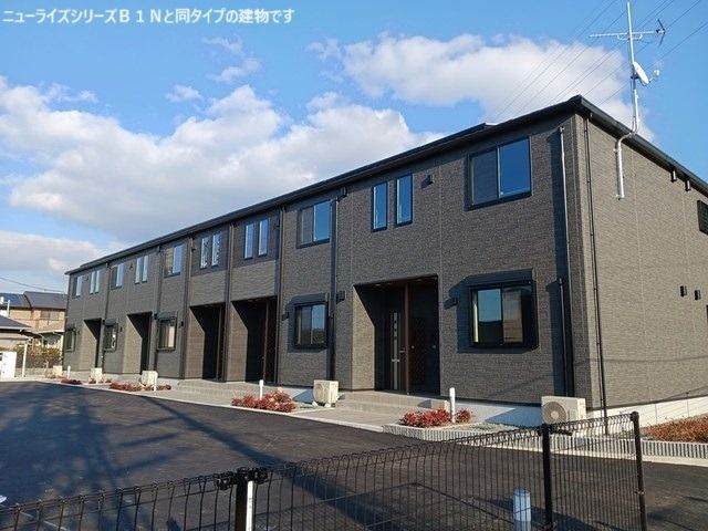 ��錧�}���s���̃A�p�[�g�̌����O��