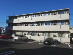 �Ȗ،����R�s�w���ʂ�̃A�p�[�g�̌����O��