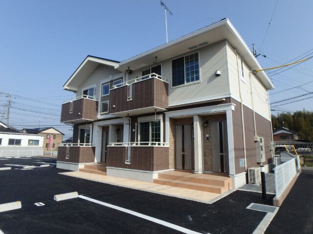 ��錧����s�厚����̃A�p�[�g�̌����O��