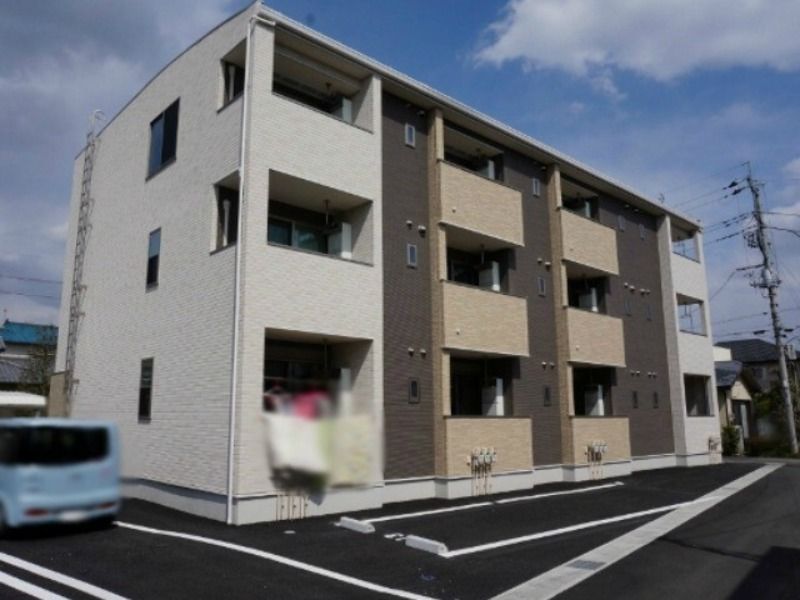 ��錧����s�厚����̃A�p�[�g�̌����O��