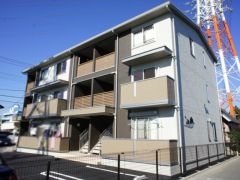�Ȗ،����R�s��k�̃A�p�[�g�̌����O��